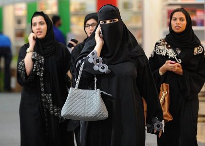 Matriarhatul bate la ușa omenirii?